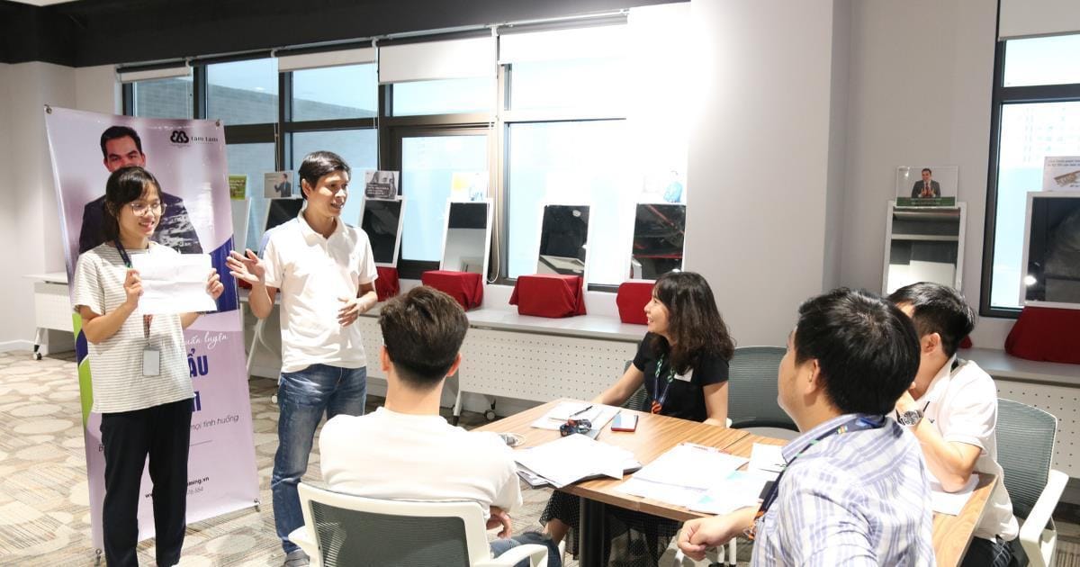 Sử dụng hình ảnh minh họa trong bài viết